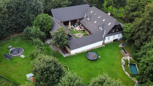 dron-dvur